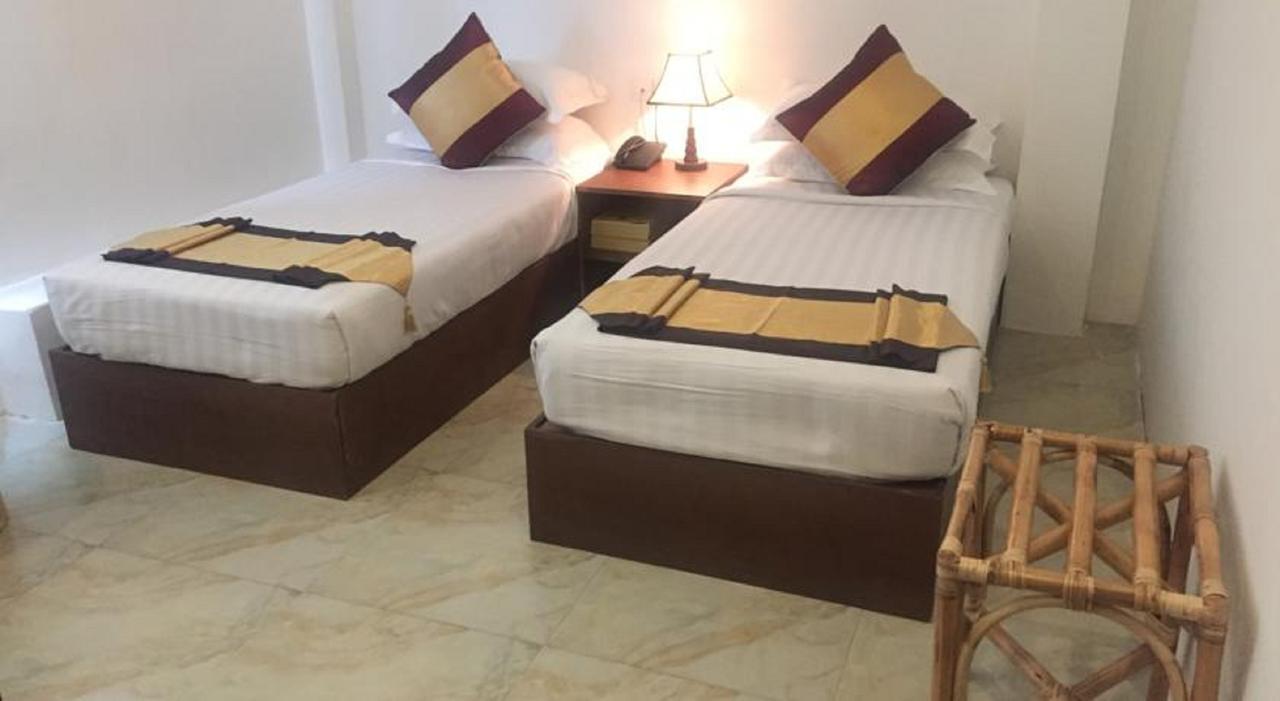 Hotel Sunny Mandalay Exteriör bild