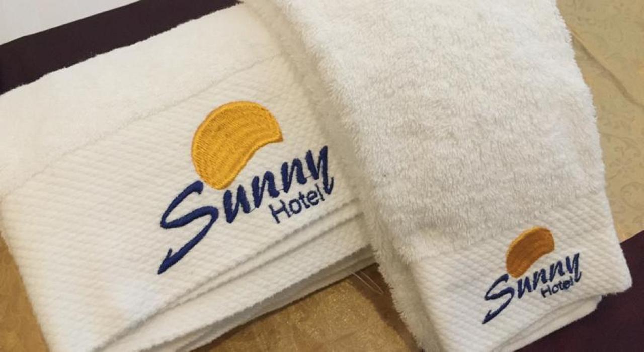 Hotel Sunny Mandalay Exteriör bild