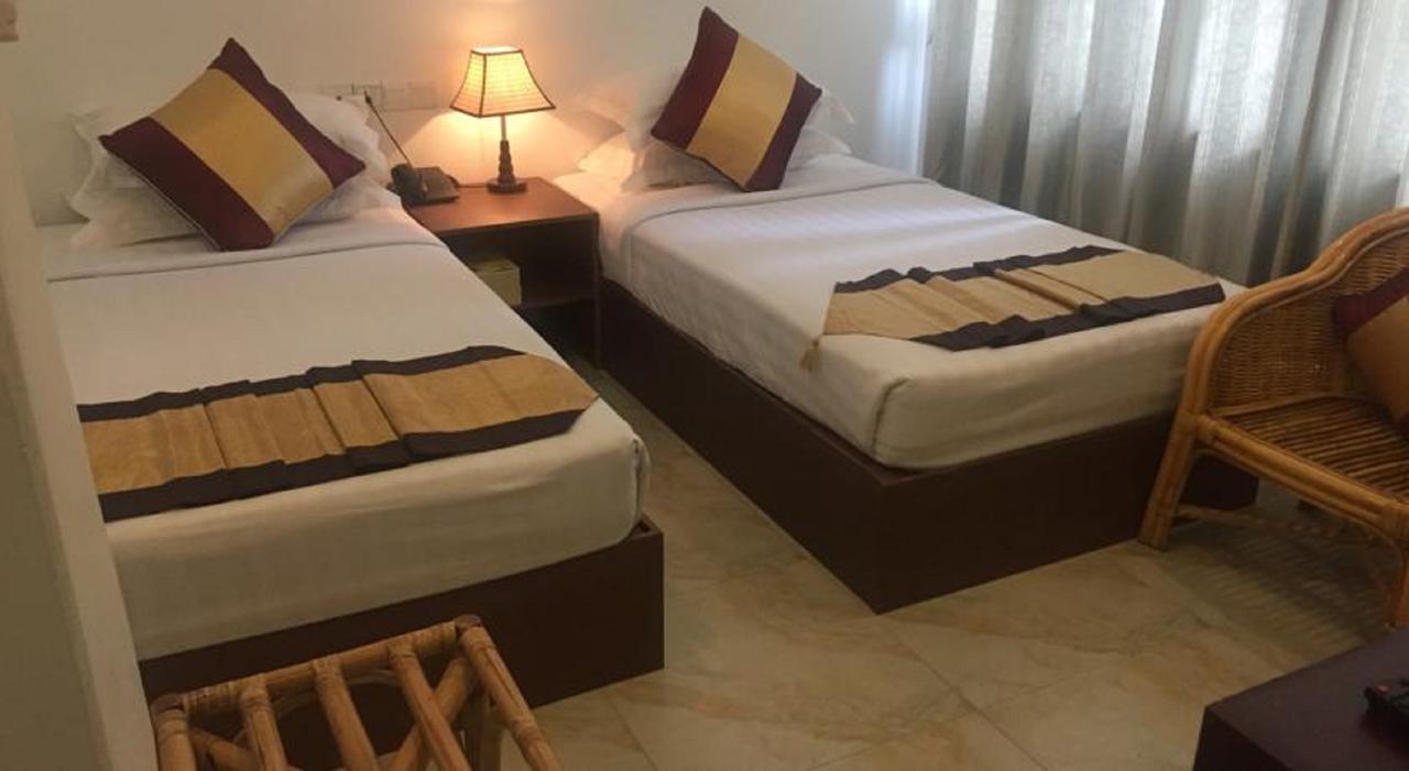 Hotel Sunny Mandalay Exteriör bild